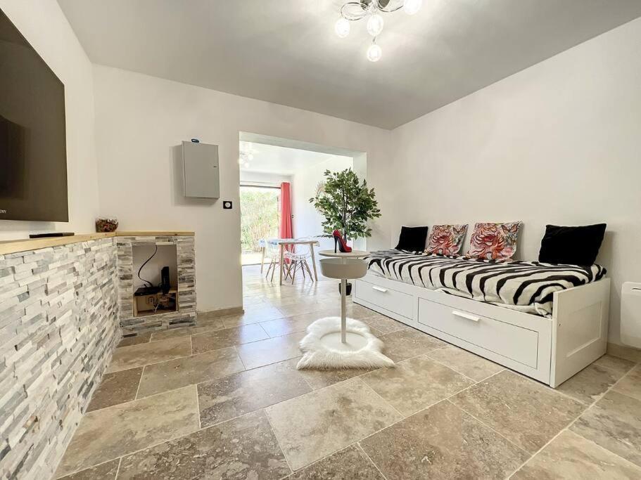 Superbe Appartement En Bord De Mer Bandol Bagian luar foto