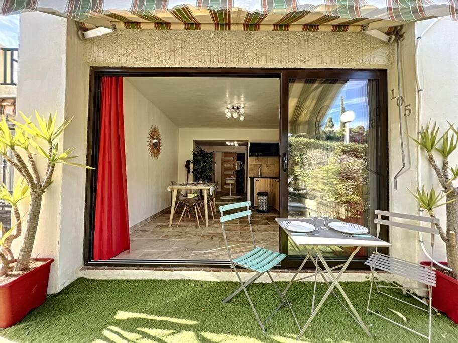 Superbe Appartement En Bord De Mer Bandol Bagian luar foto