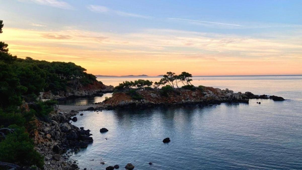 Superbe Appartement En Bord De Mer Bandol Bagian luar foto